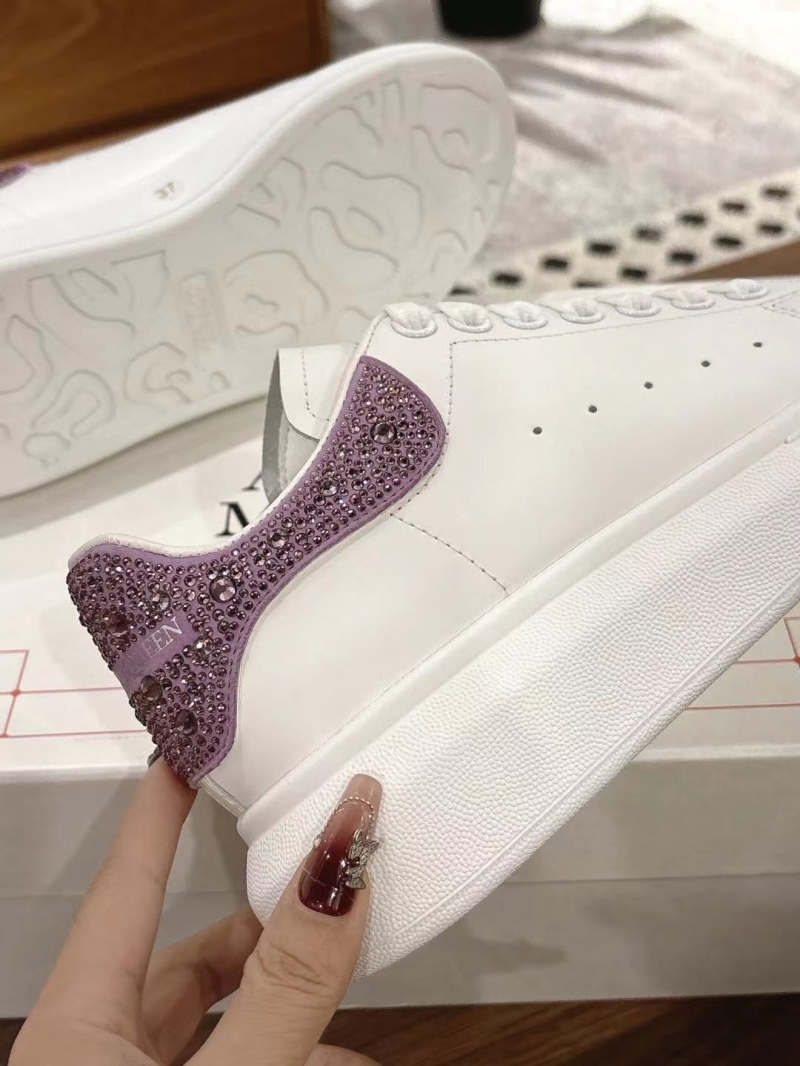 a1exa*der Mcqv*en sneakers